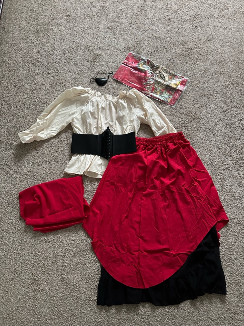 Women’s Large Pirate Costume